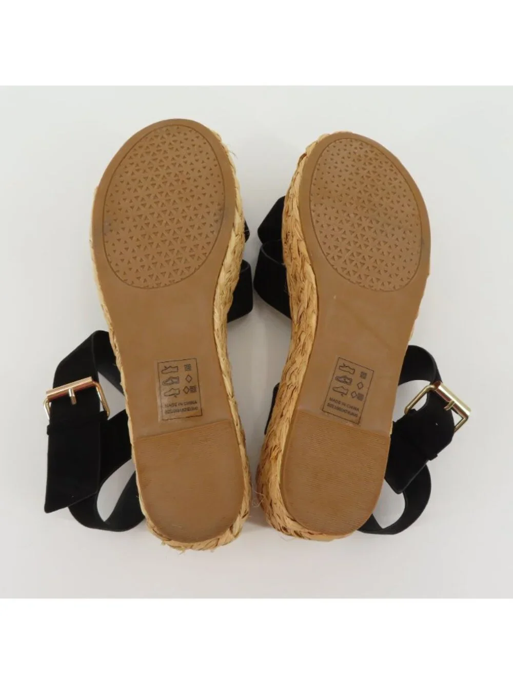 Qupid Women 9 Black Synthetic Strappy Woven Raffia Platform Wedge Sandals Shoes